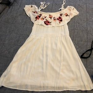 Women’s gauzy white sundress